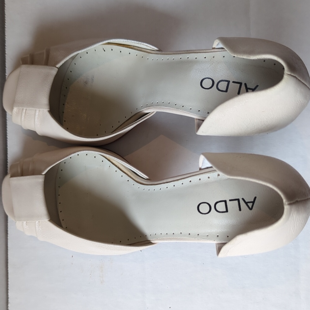 Aldo Ivory Pumps